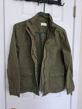 Olive Green Womens Utility Jacket. NWOT